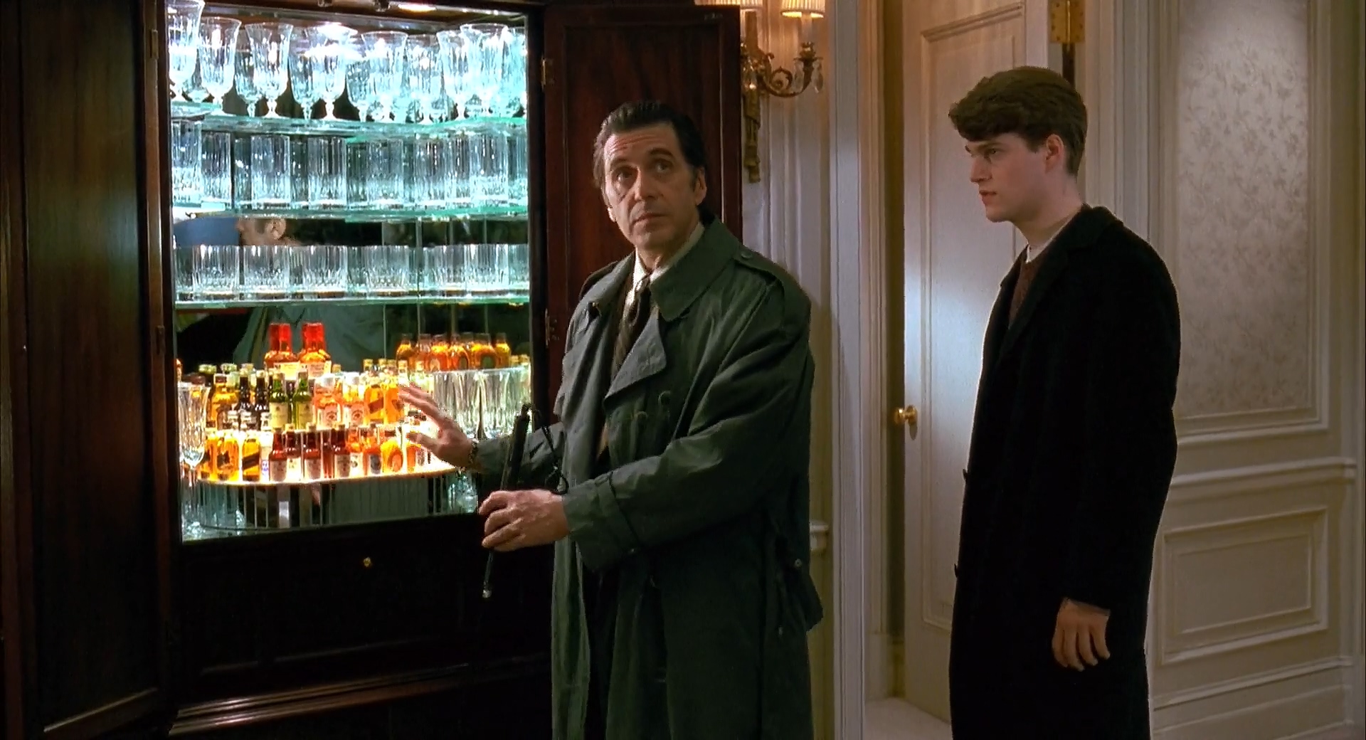 4 запах женщины. Запах женщины (1992). Scent of a woman al Pacino.